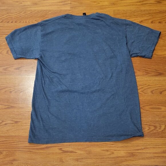 UCSB UC Santa Barbara VW Bus Surfboard CA Bear T Shirt Alumni Size Medium Cotton - Picture 12 of 12